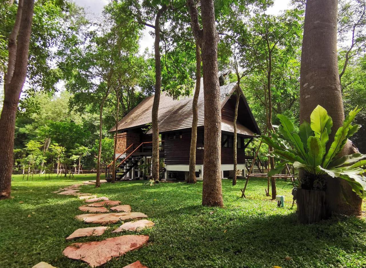 Hom Klin Paa หอมกลิ่นป่า in Kanchanaburi, Thailand