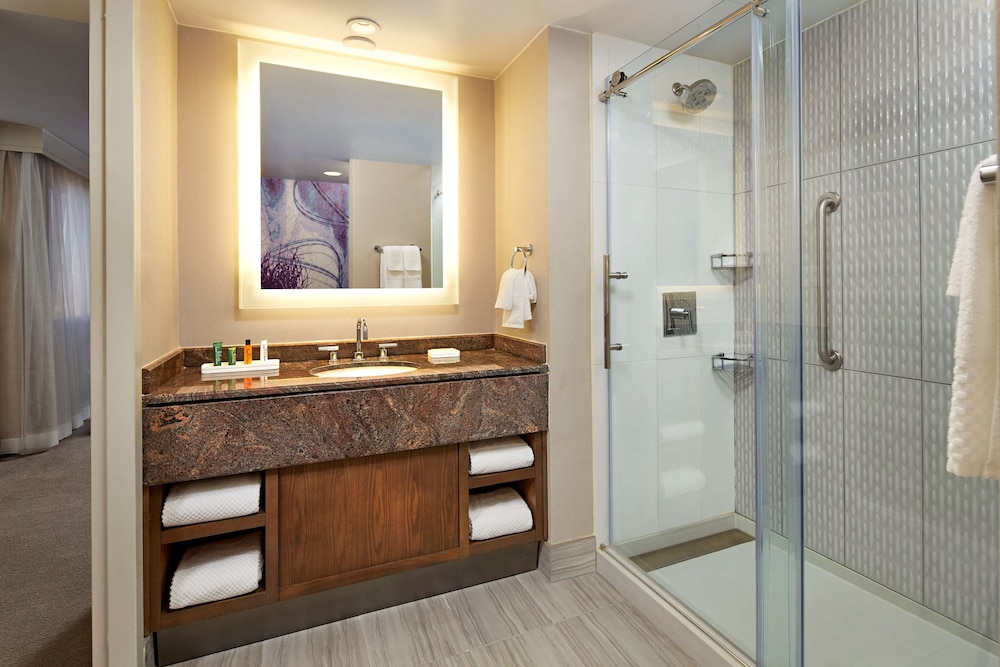 Hilton Long Beach Hotel - photo 45