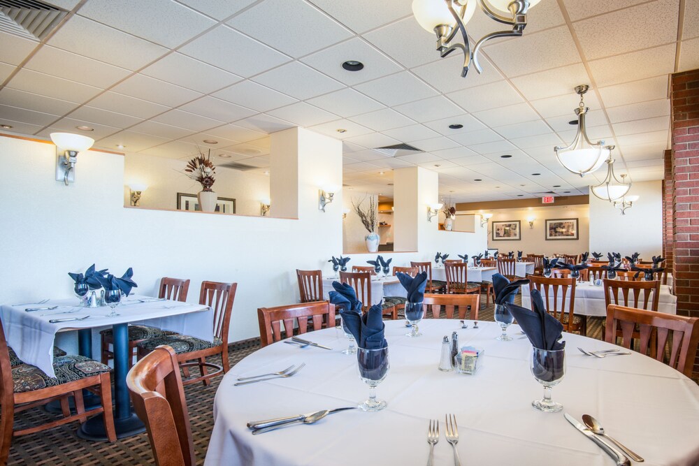 Holiday Inn Riverton by IHG - photo 17