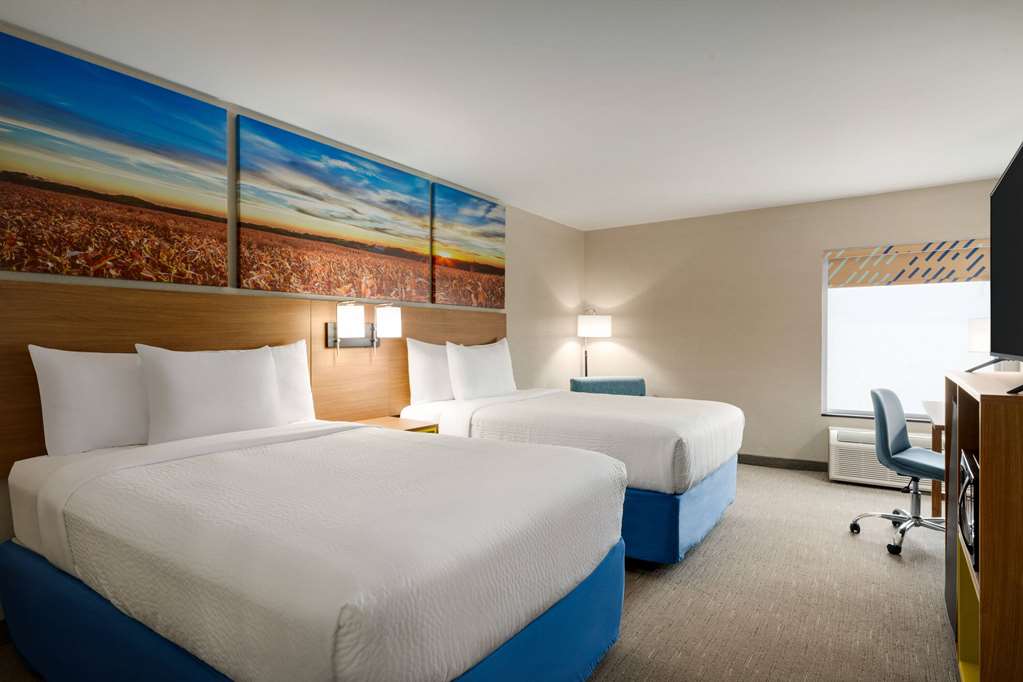 Days Inn by Wyndham Hillsboro - photo 13