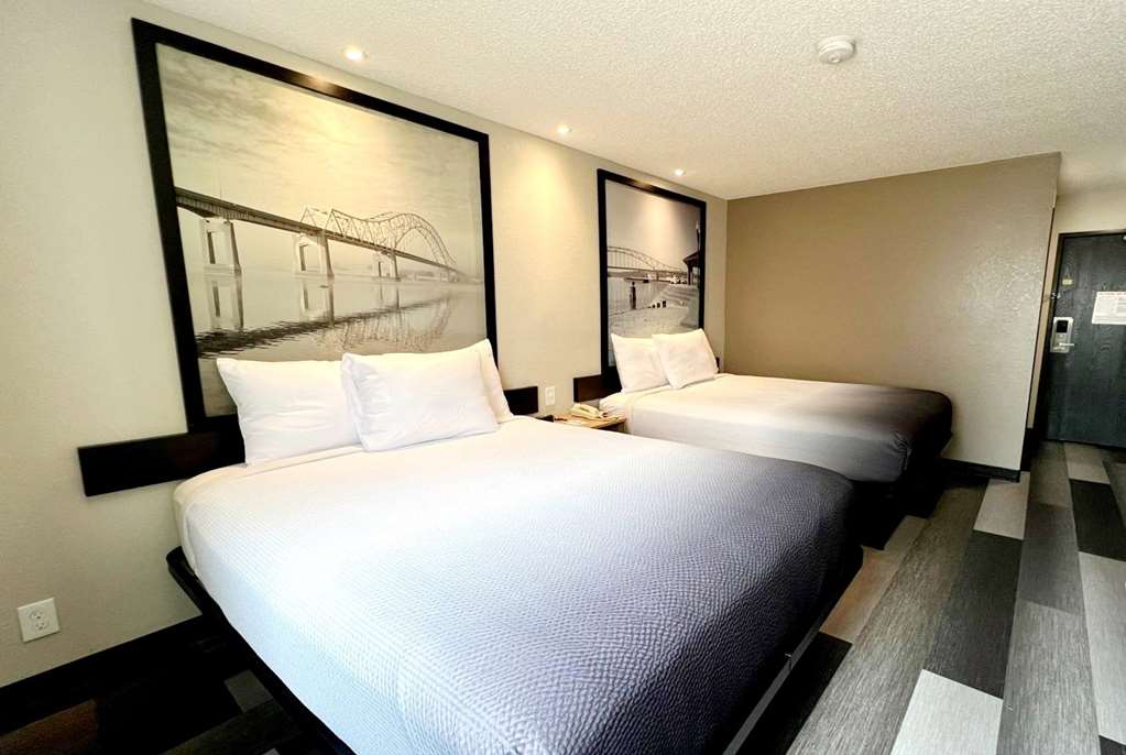 Super 8 by Wyndham Cedar Rapids - photo 6