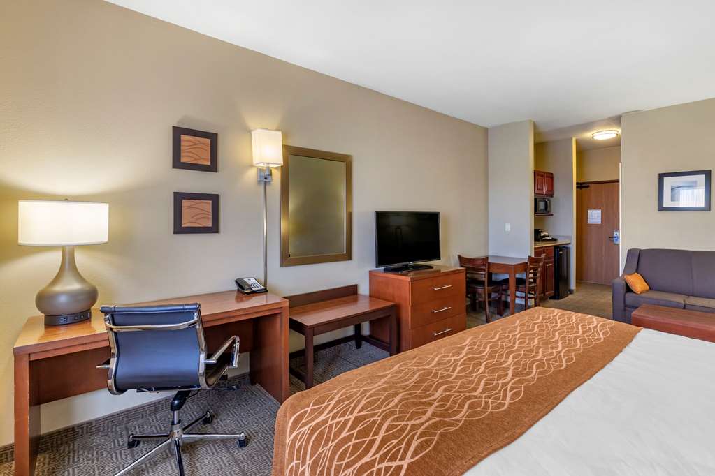 Comfort Inn Evansville Casper - photo 22