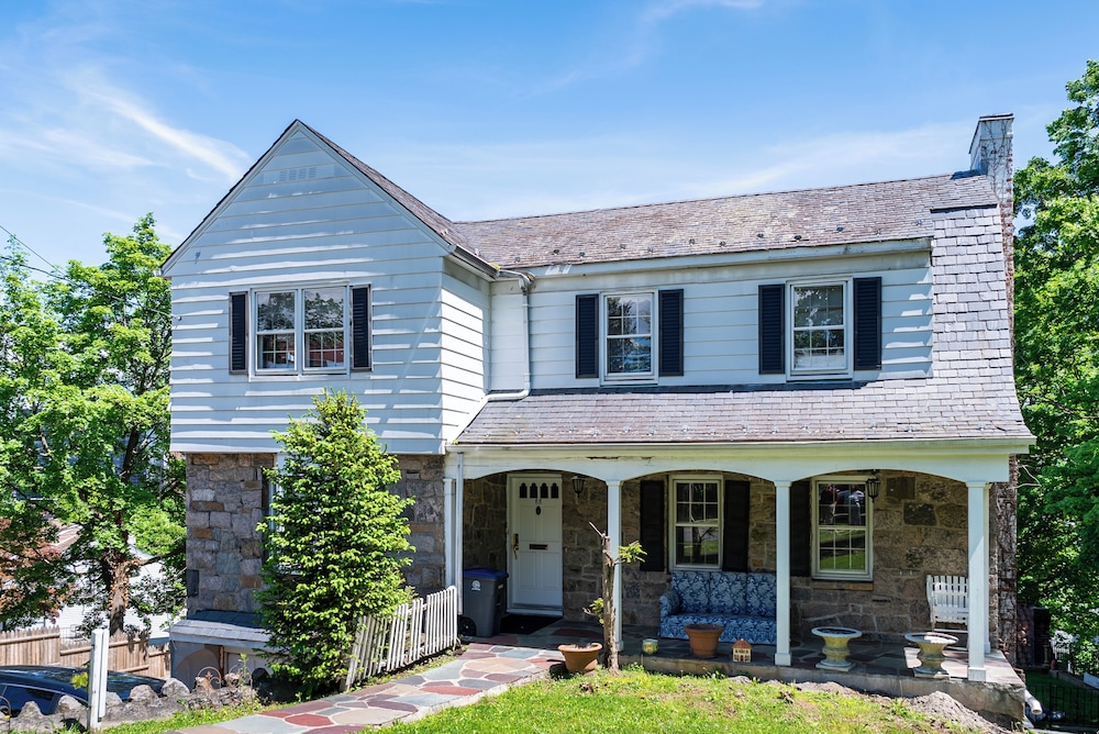 Cozy Homeva Battle Hill WP — hotel in White Plains