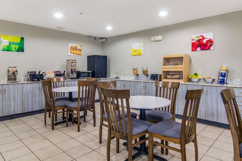 Quality Inn & Suites Grove City Outlet Mall - photo 25