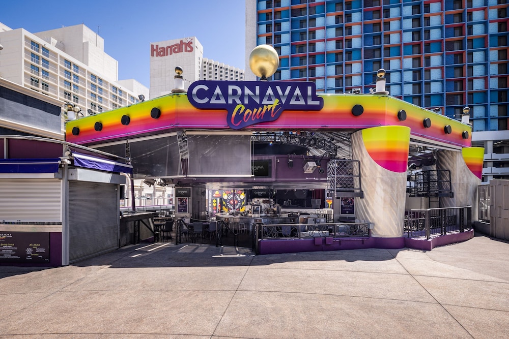 Harrah s Las Vegas A Caesars Rewards Destination - photo 95