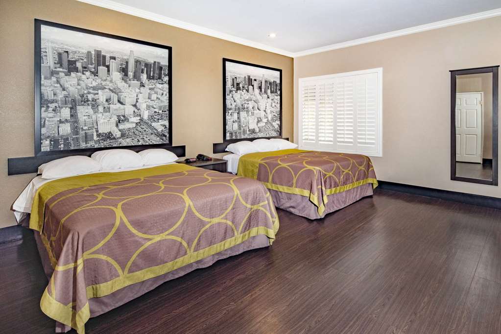 Super 8 by Wyndham North Hollywood - photo 27