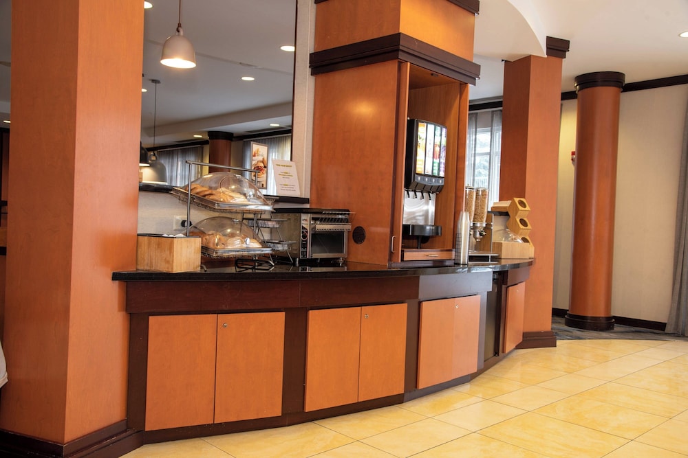 Fairfield Inn & Suites by Marriott Lewisburg - photo 13