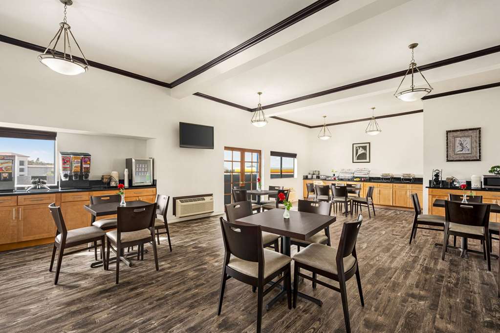 Baymont by Wyndham Monterey Park - photo 27