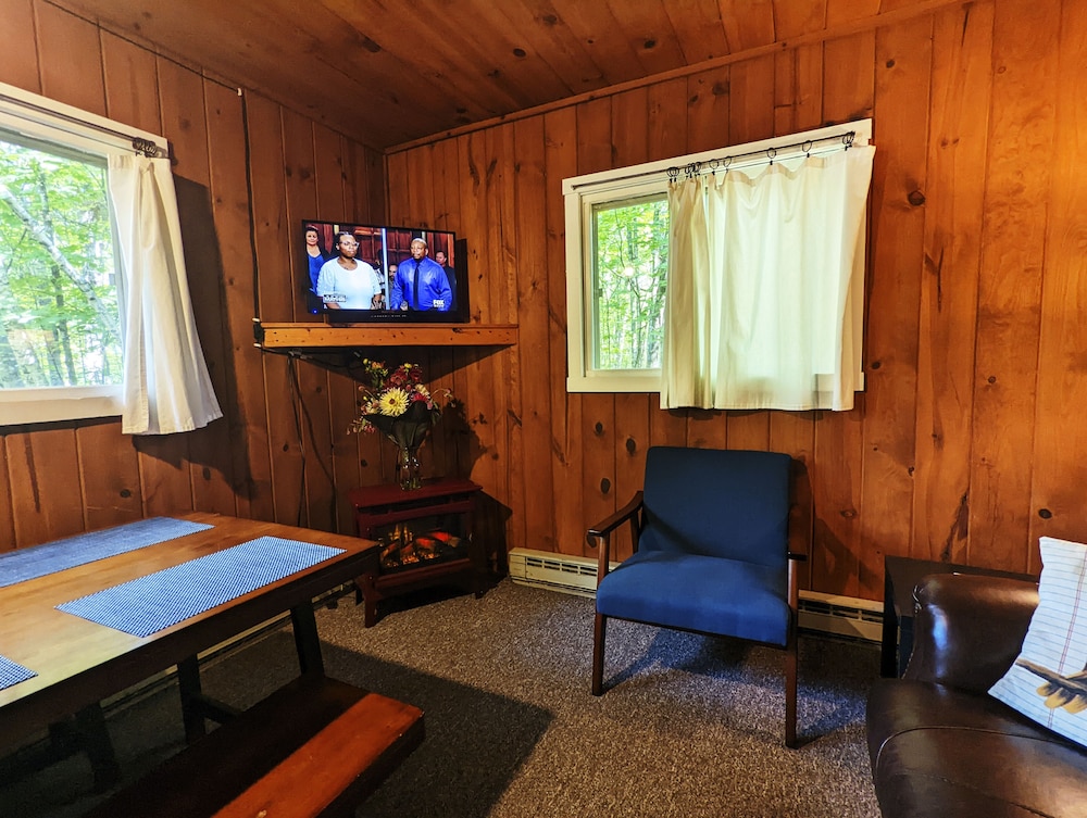 Coadys' Point of View Lake Resort - photo 129
