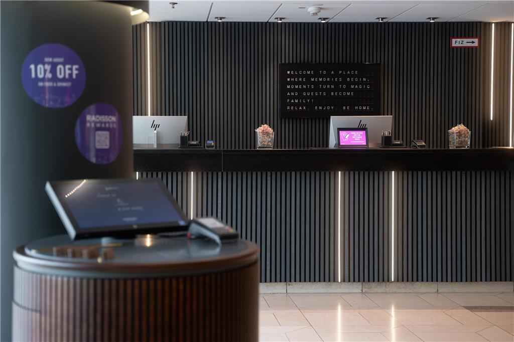 hotel lobby reception self check in