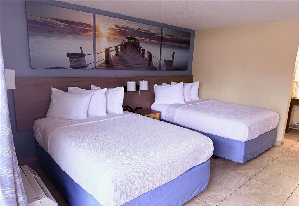 Days Inn by Wyndham St. Petersburg Tampa Bay Area - photo 14