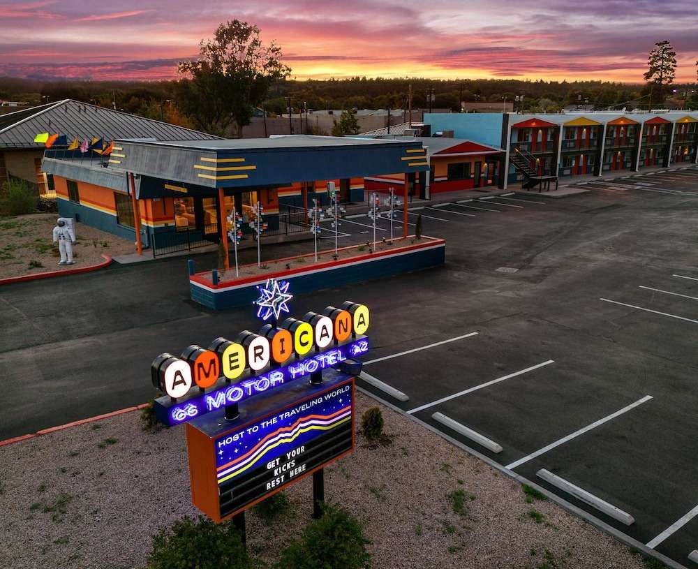 Americana Motor Hotel - photo 16