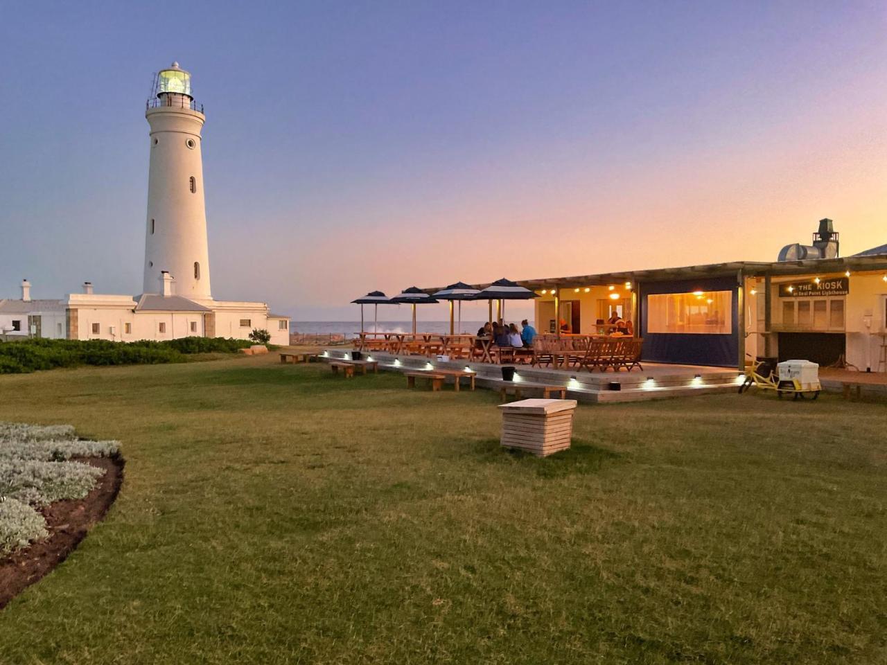 Seal Point Lighthouse - last minute hotel in Unknown City
