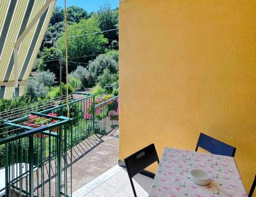 Trilocale nel verde — 4-Star Luxury Hotel in Varazze, Italy