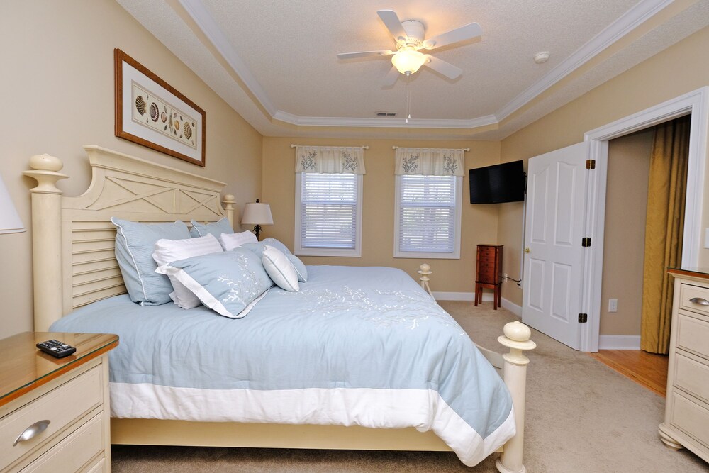 Barefoot Resort & Yacht Club - photo 19