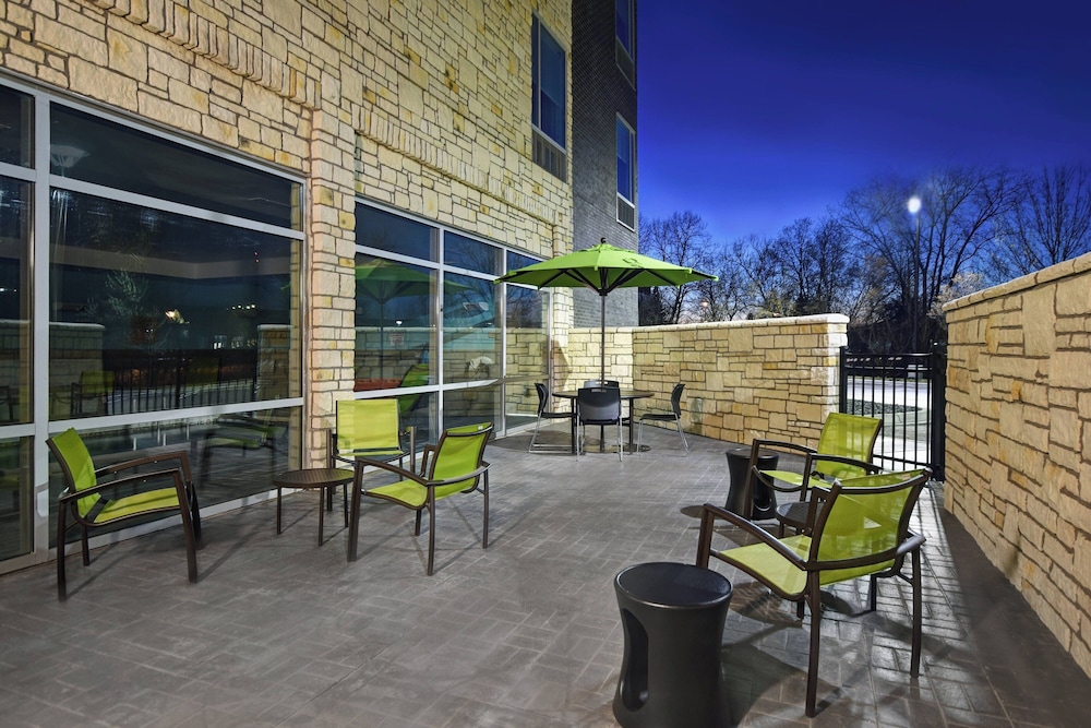 SpringHill Suites by Marriott St. Paul Arden Hills - photo 30