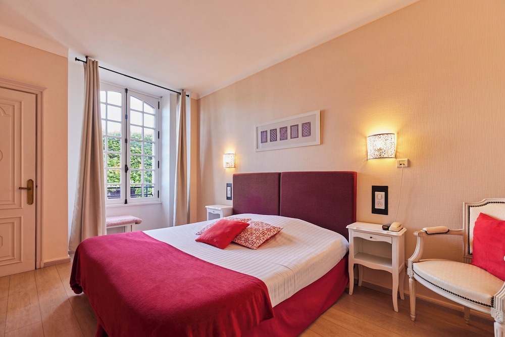 Hôtel Les Deux Magots in Vannes, France