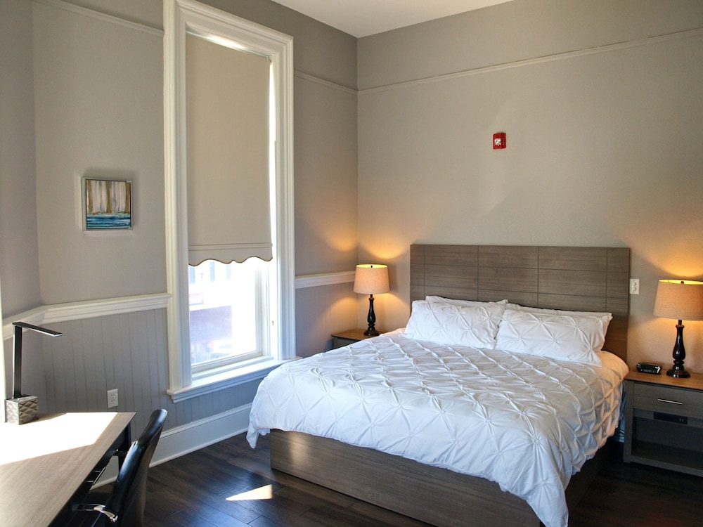 Cornerstone Inn - photo 10