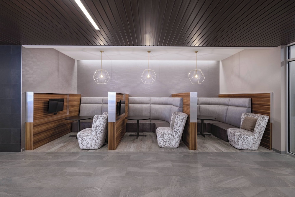 Courtyard by Marriott St. Louis Brentwood - photo 20