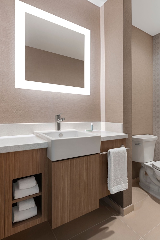 SpringHill Suites by Marriott Chula Vista Eastlake - photo 10