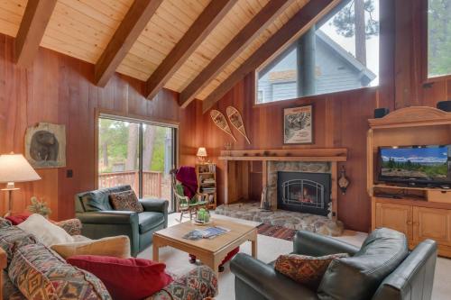 Grizzly Cabin — 4-Star Luxury Hotel in Truckee, United States