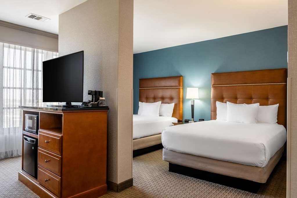 Drury Plaza Hotel Broadview Wichita - photo 63