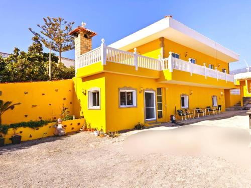 Ocean Breeze Villamaracuya — hotel in Fasnia