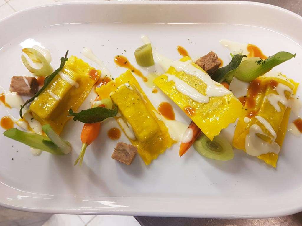 מזון ומשקאות