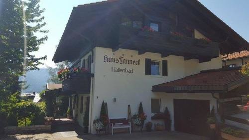 Gastehaus Tanneck Reit im Winkl — 4-Star Luxury Hotel in Reit Im Winkl, Germany