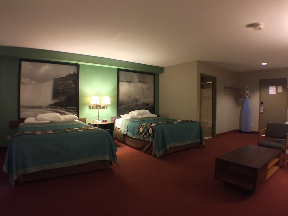 Super 8 by Wyndham Niagara Falls NY - photo 14