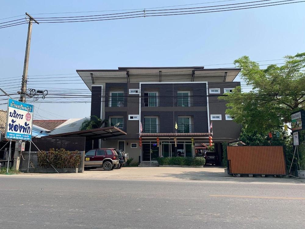 Bansappuri - carbon neutral hotel in Lamphun