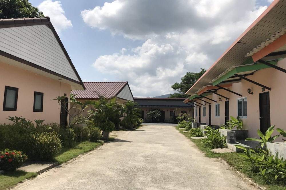 Sabai Resort - carbon neutral hotel in Koh Samui
