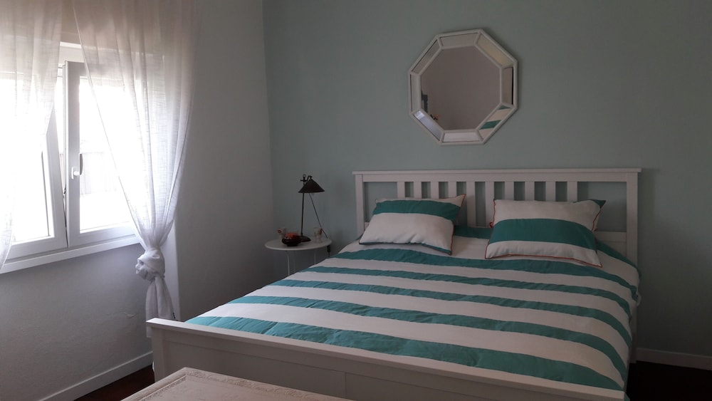 Family Villa Pool & Beach — Caparica — photo 2