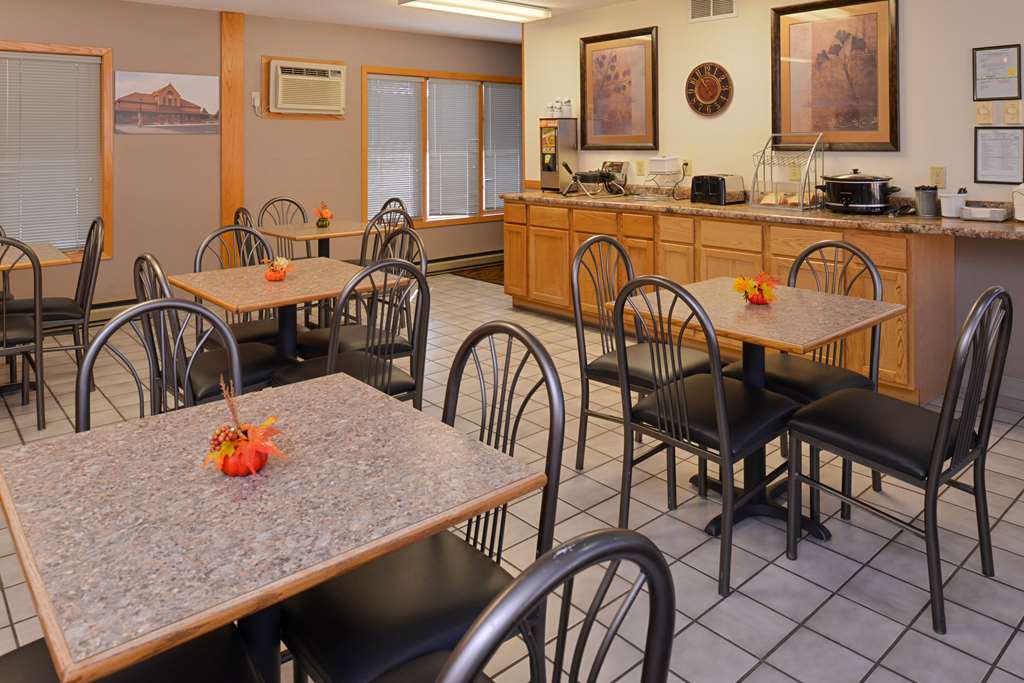 Americas Best Value Inn & Suites Atlantic - photo 31