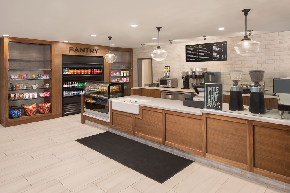 Four Points by Sheraton Anaheim - photo 19
