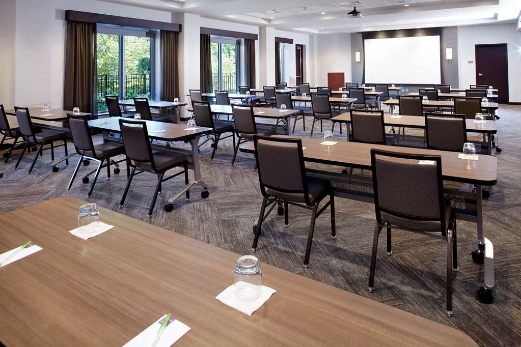 Hyatt Place Cleveland Lyndhurst Legacy Village - photo 28