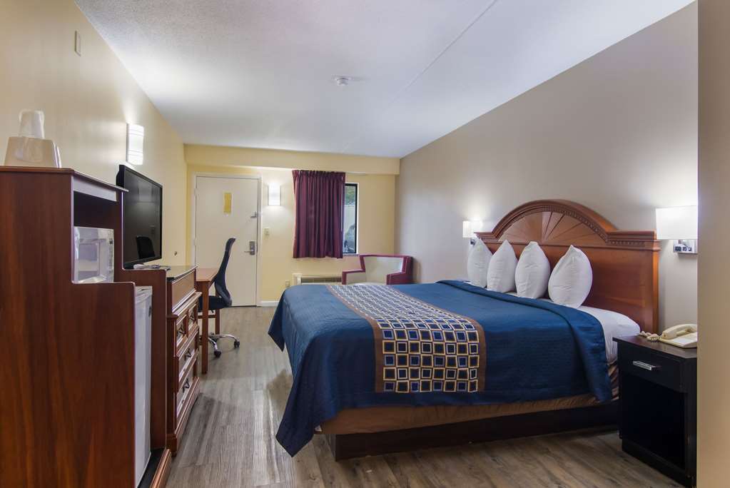 Rodeway Inn & Suites Monroeville Pittsburgh - photo 14
