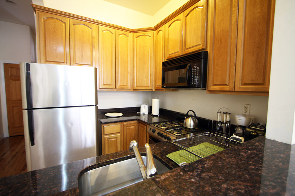 Luxury Suites Upper West Brownstone - photo 17