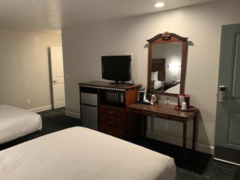 Stargazer Hotel - featured photo