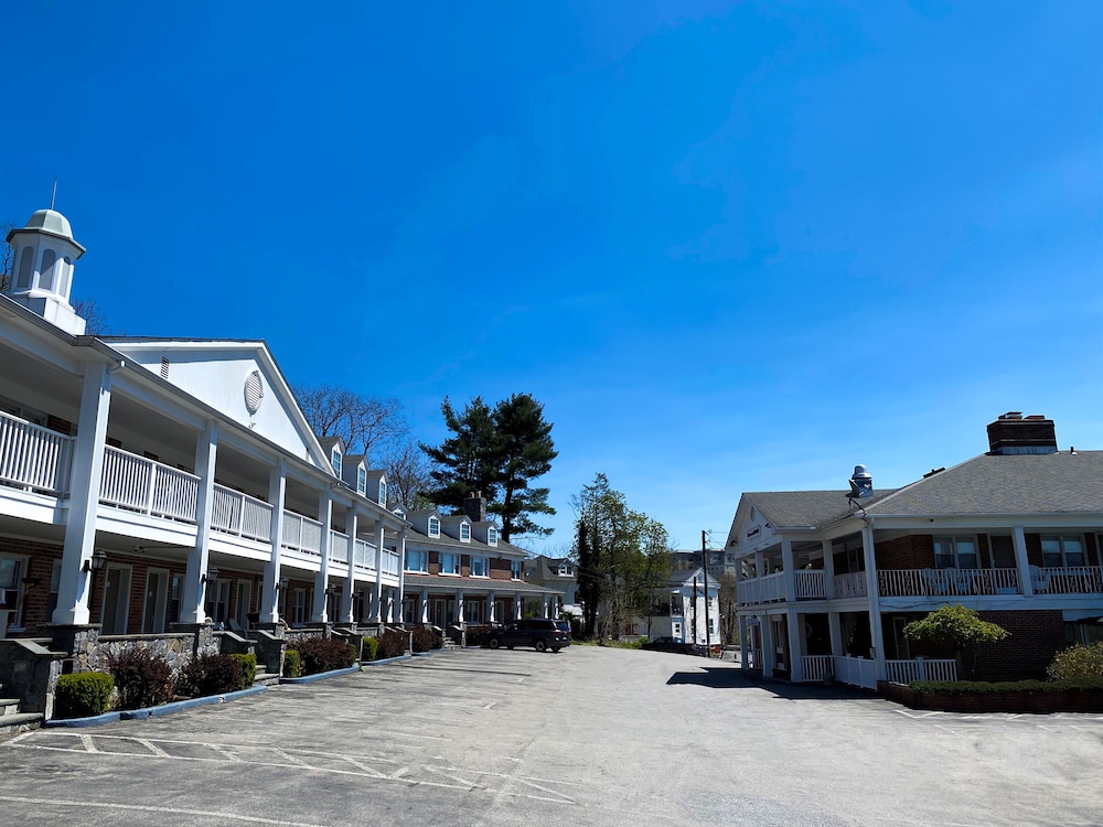 Inn on the Hudson - photo 35
