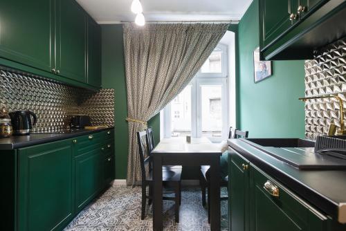 Malila Premium Apartments Cracow Lubicz 14 — 4-Star Luxury Hotel in Krakow, Poland