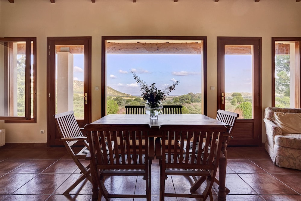 Villa Eremia — 4-Star Luxury Hotel in Rodos, Greece