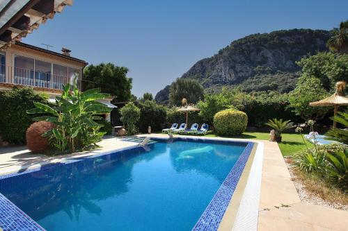 Lovely Villa in Pollenca Old Town by Renthousing — 4-Star Luxury Hotel in Pollenca, Spain
