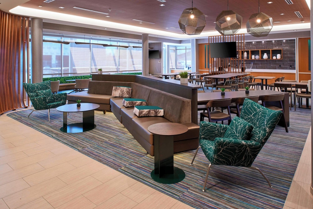 SpringHill Suites by Marriott East Lansing University Area - photo 2