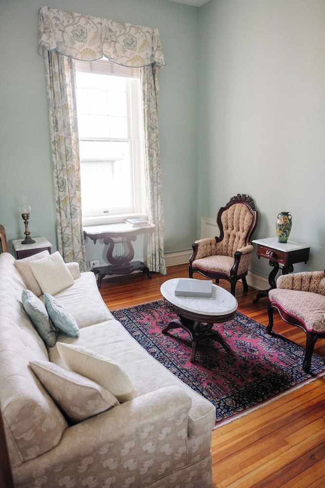 Kenmore Inn - photo 39