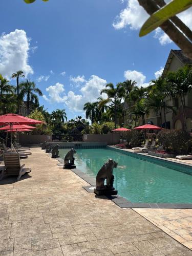 Bulloo Lagoon Oasis Luxury Resort — Cairns North
