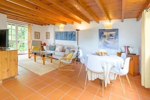 Casa de praia na costa da Galé — 4-Star Luxury Hotel in Grandola, Portugal