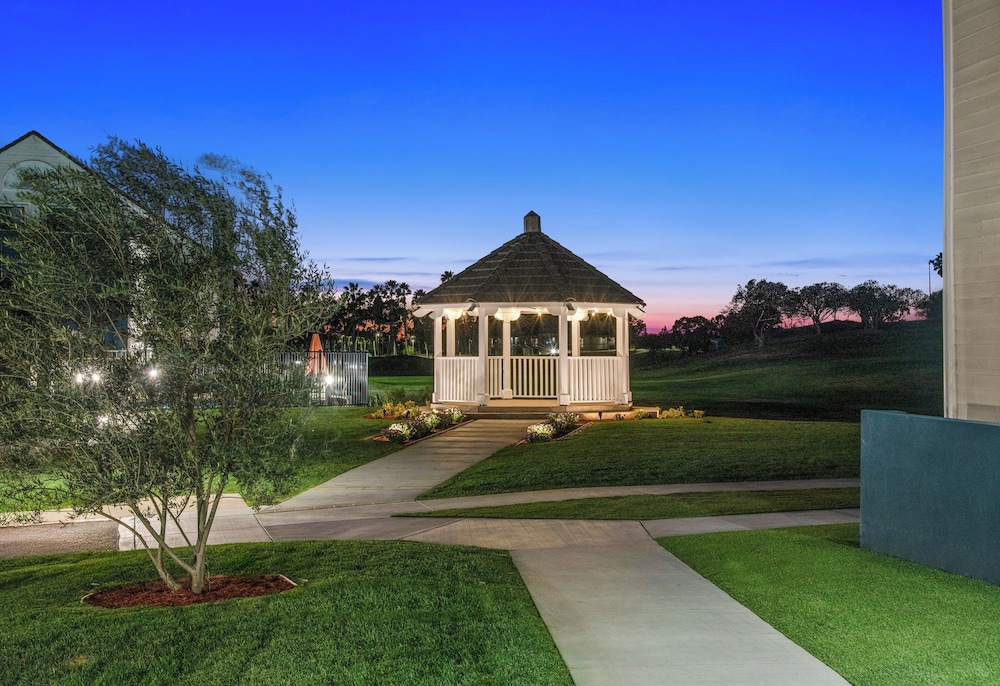 Staybridge Suites Oxnard River Ridge by IHG - photo 67