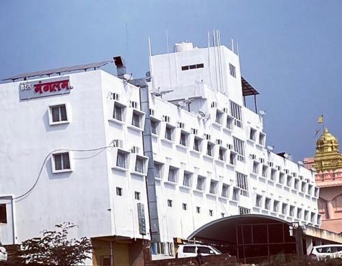 Hotel Mangalam - last minute hotel in Kurandvad