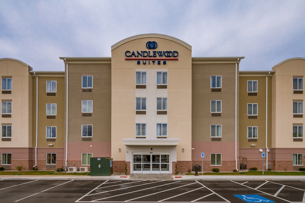 Candlewood Suites Mishawaka North by IHG - photo 34